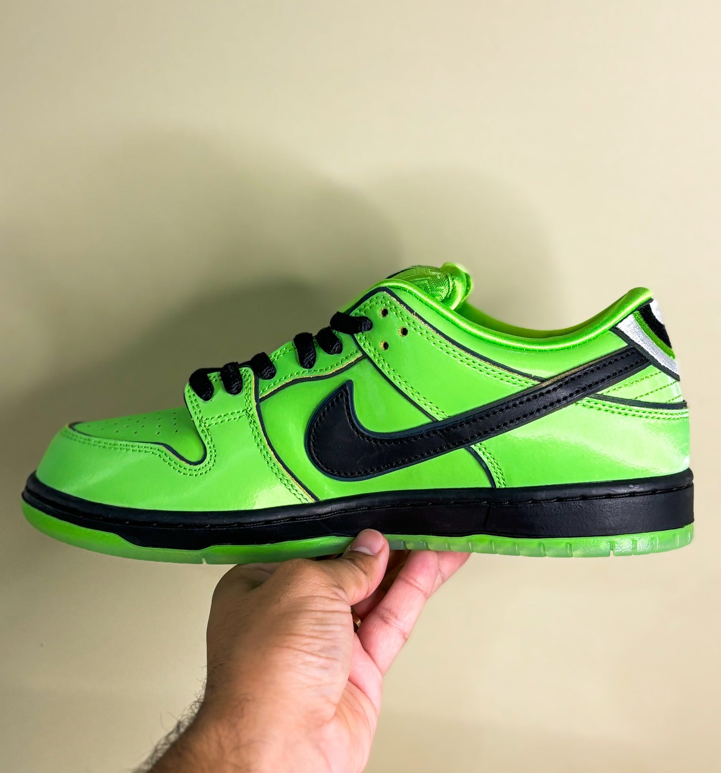 Nike SB Dunk Low "The Powerpuff Girls Buttercup"