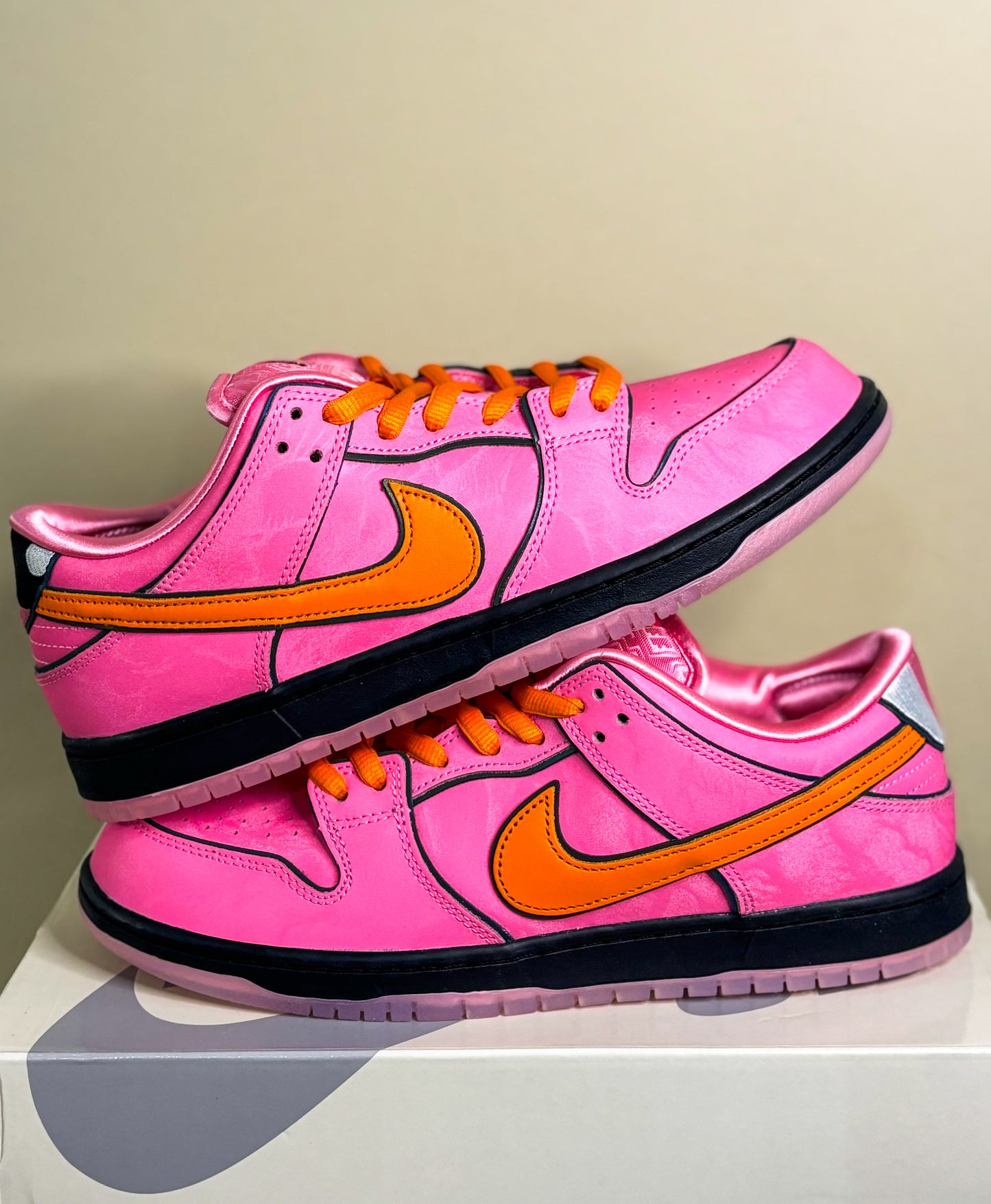 Nike SB Dunk Low "The Powerpuff Girls Blossom"