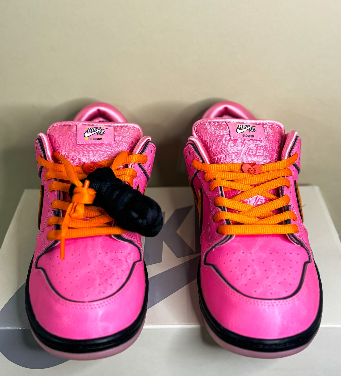 Nike SB Dunk Low "The Powerpuff Girls Blossom"