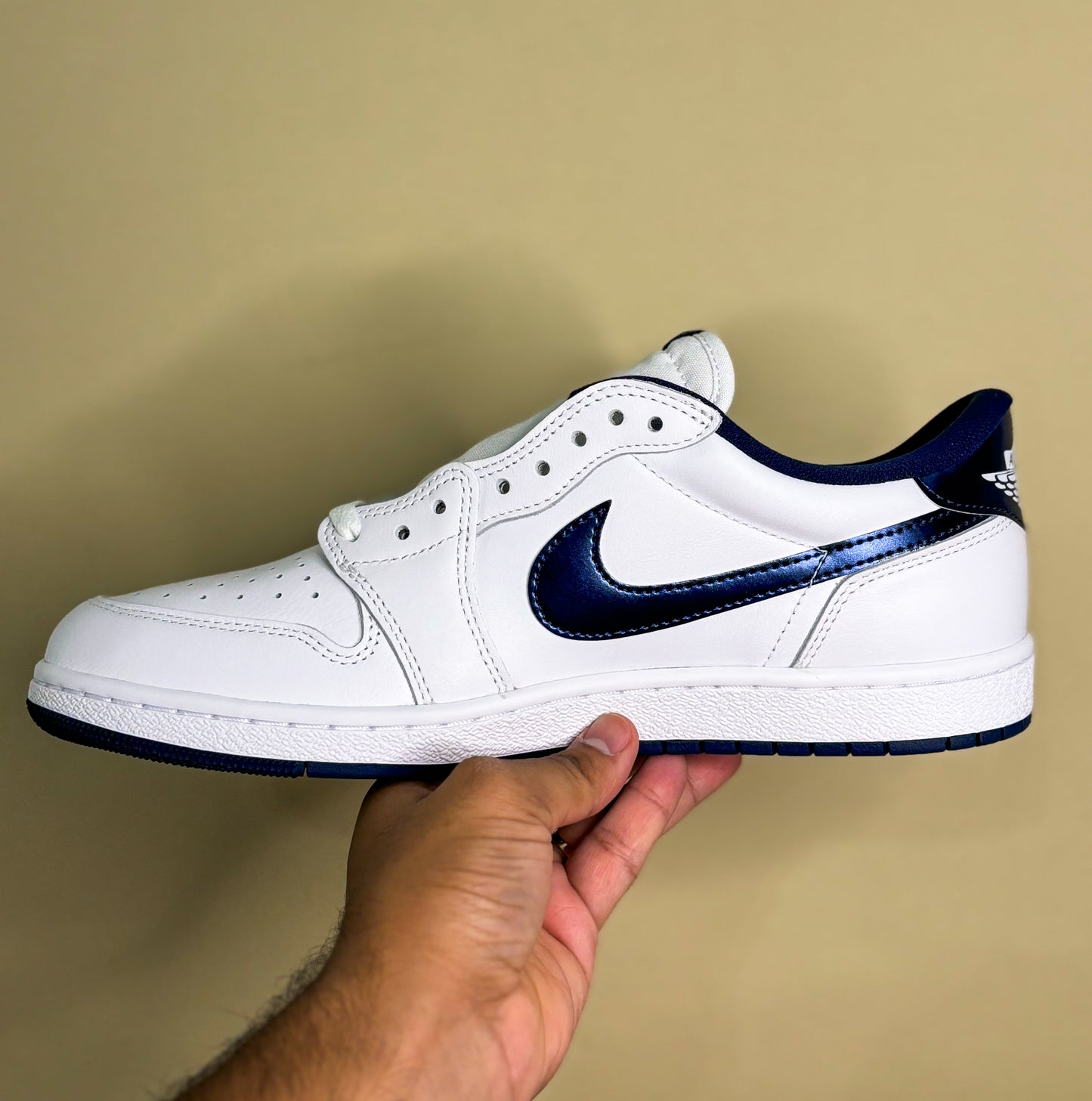 Jordan 1 Retro Low '85 "Metallic Blue