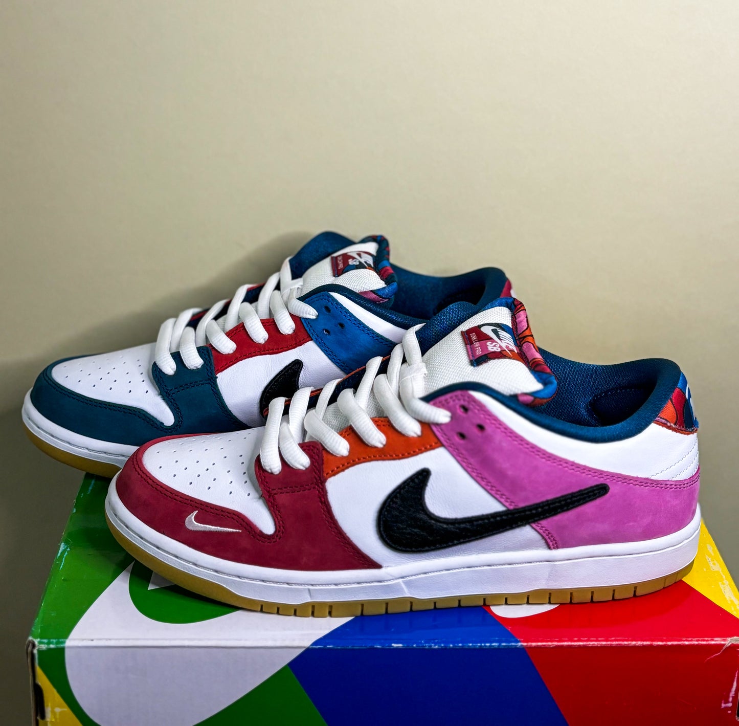 Nike SB Dunk Low Pro QS "Parra (Friends & Family) (2021)"