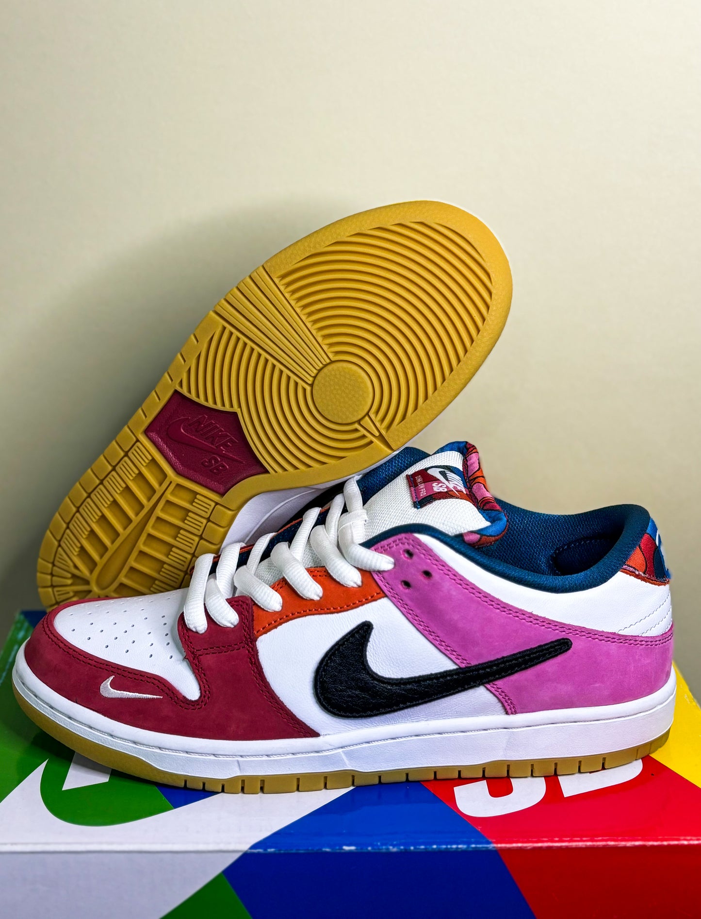 Nike SB Dunk Low Pro QS "Parra (Friends & Family) (2021)"