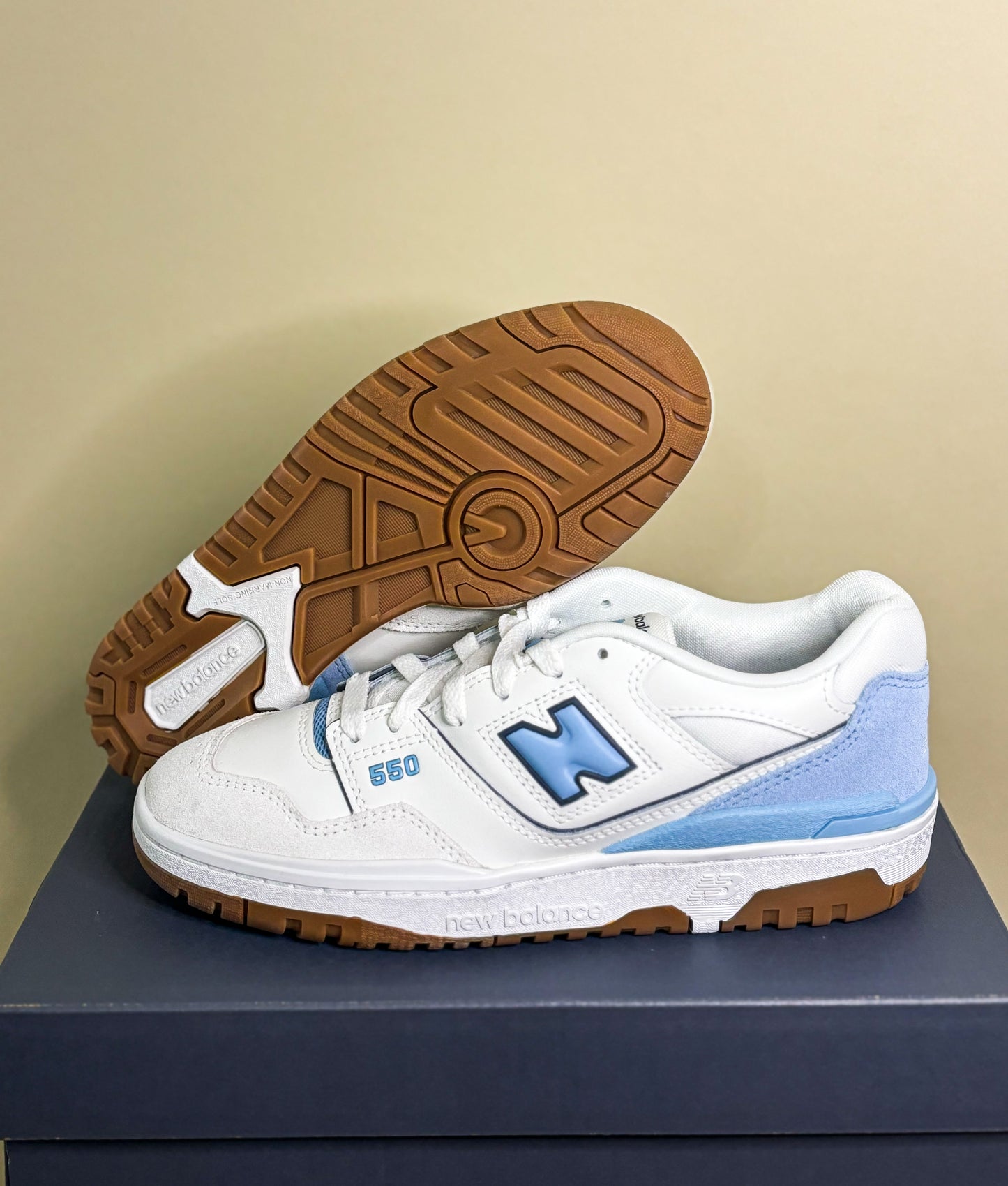 New Balance 550 "UNC Blue"