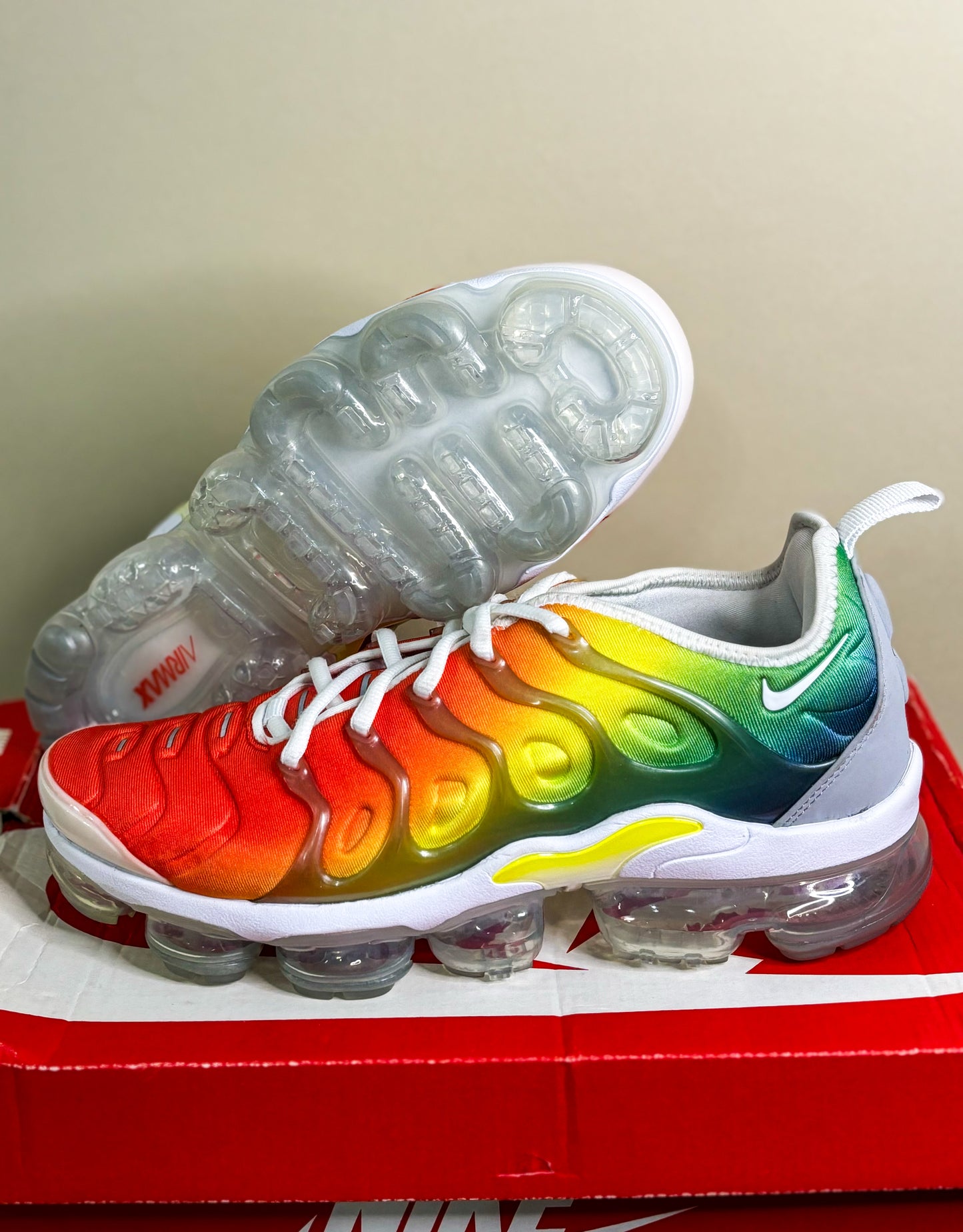 Nike Air VaporMax Plus "Rainbow"