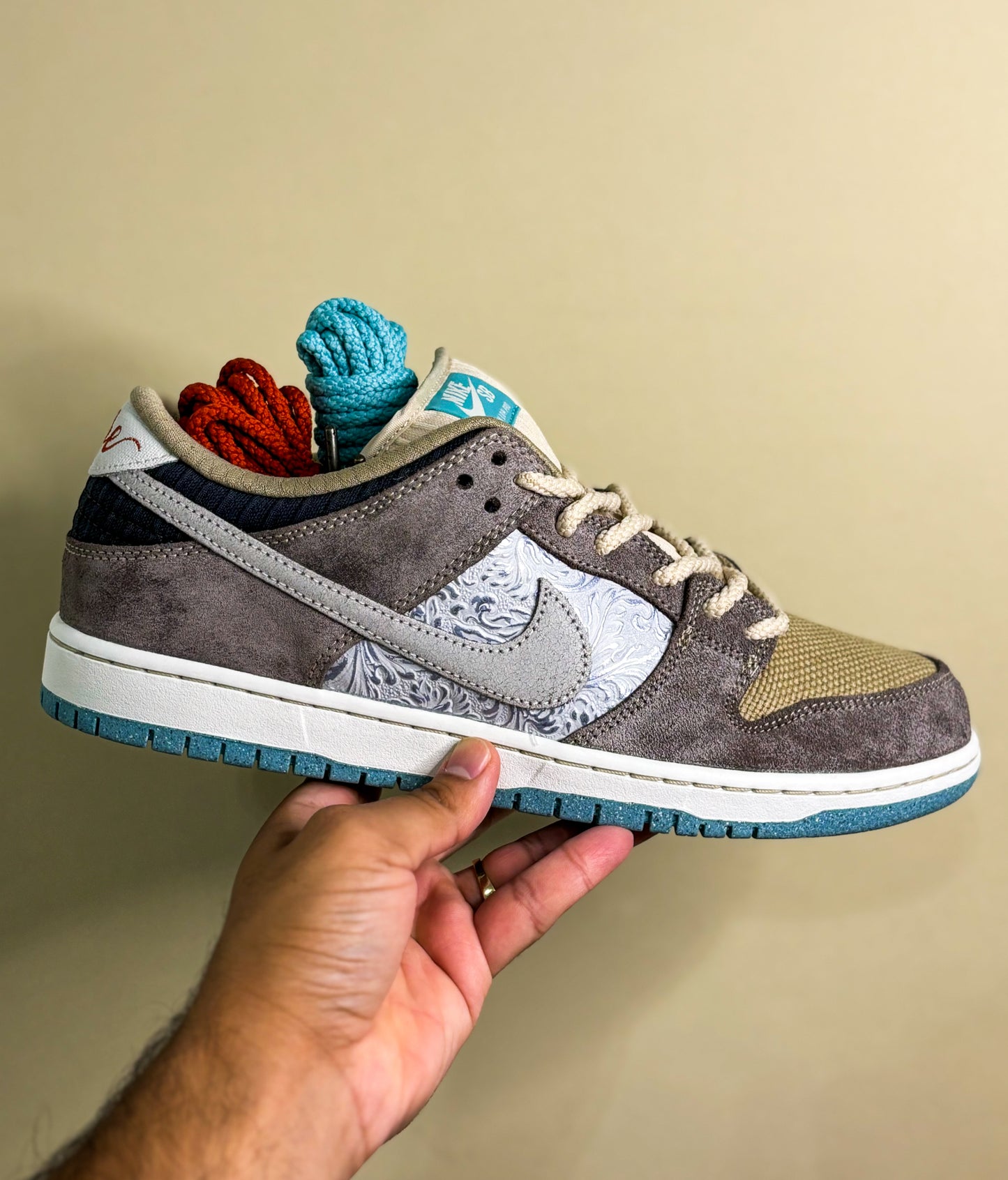 Nike SB Dunk Low "Big Money Savings"