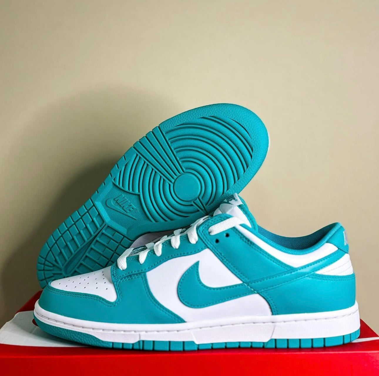 Nike Dunk Low "Clear Jade"