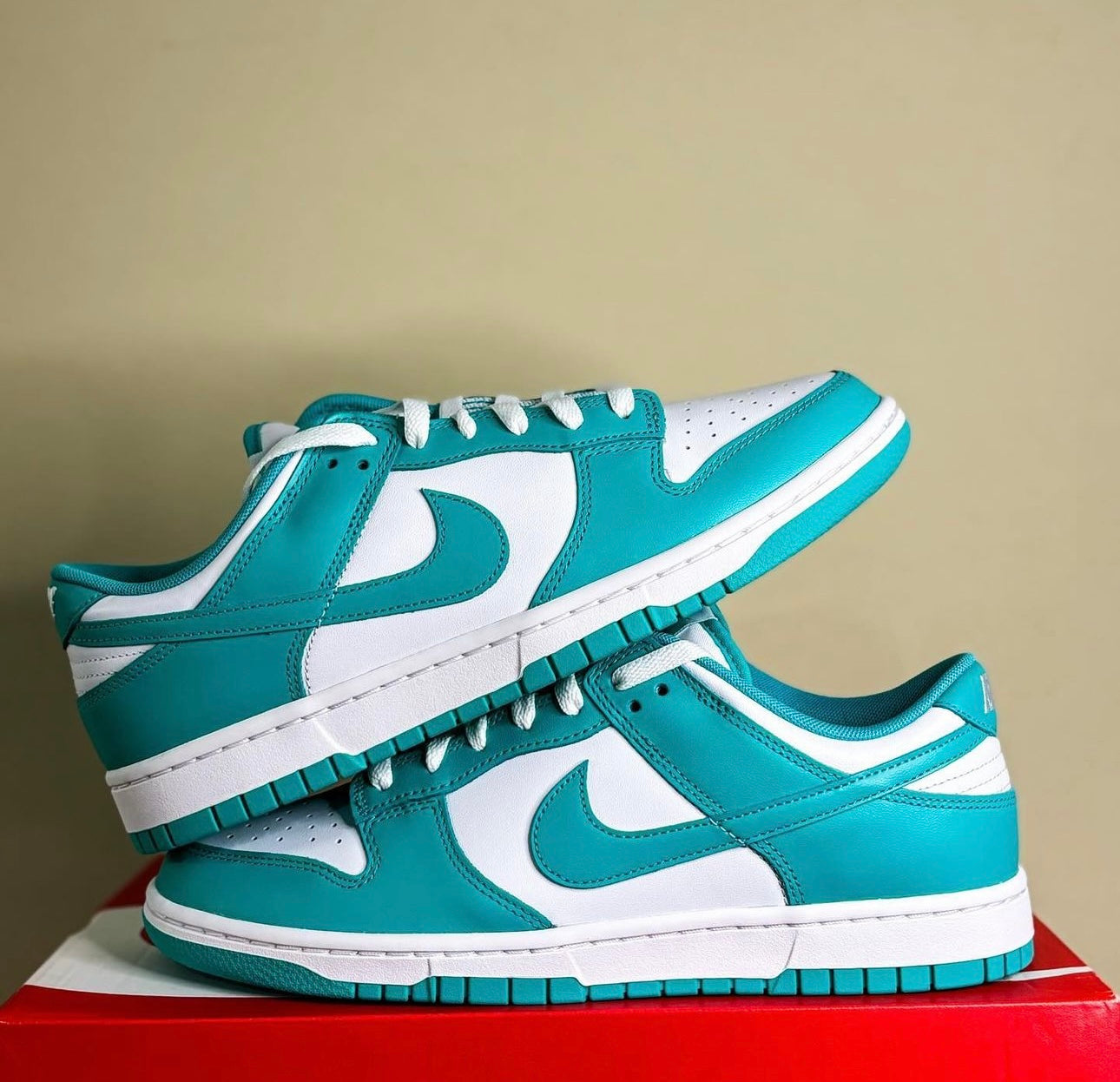 Nike Dunk Low "Clear Jade"