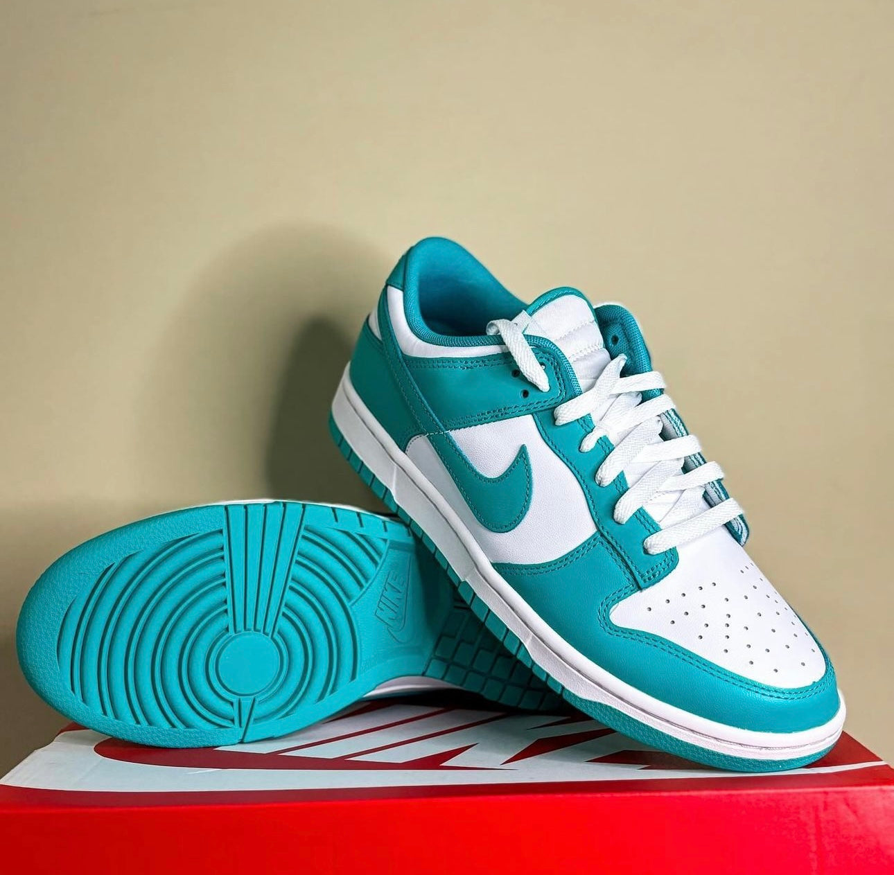 Nike Dunk Low "Clear Jade"