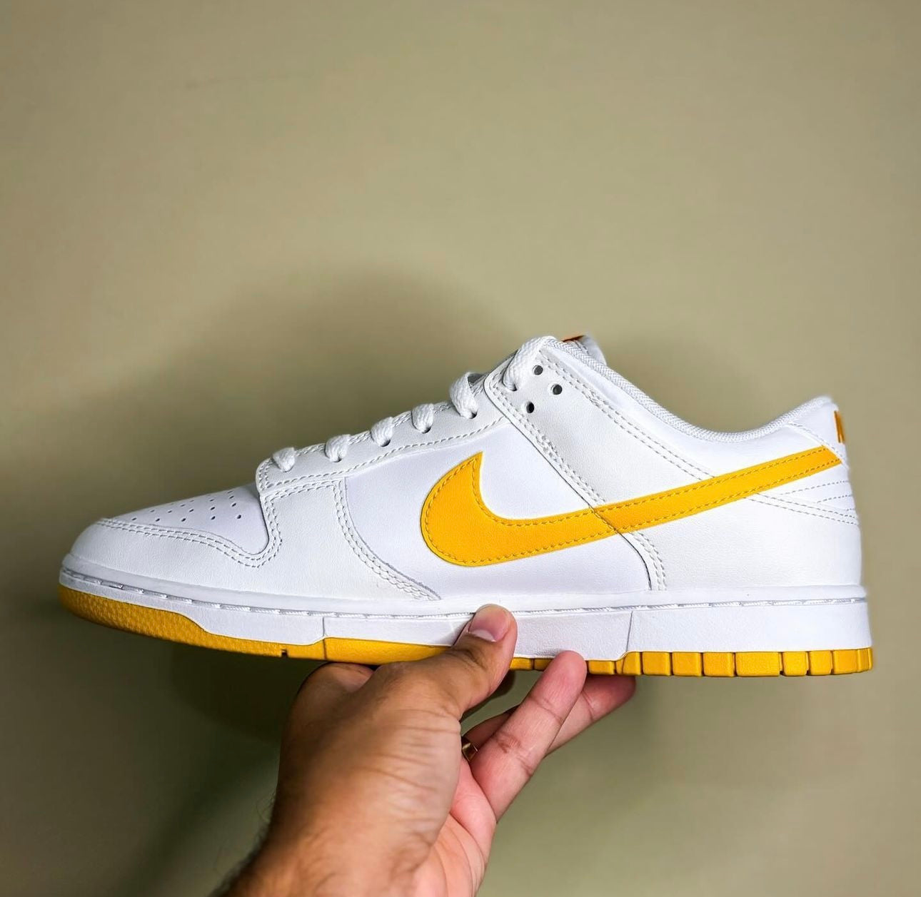 Nike Dunk Low "White University Gold"